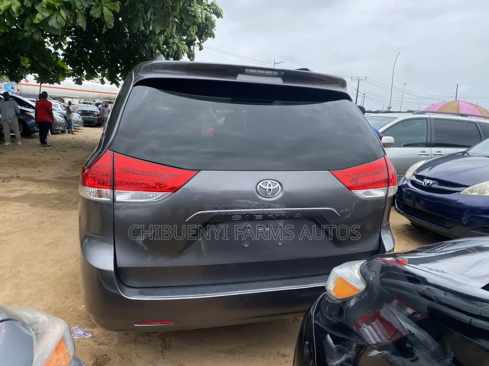 Toyota Sienna 2012 Gray