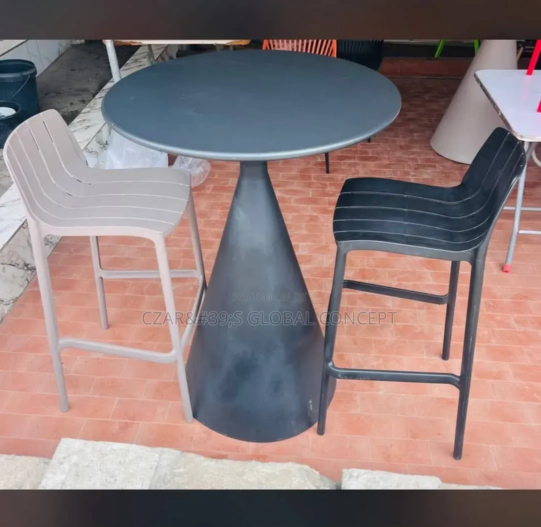 Luxury High Bar Table and Chairs