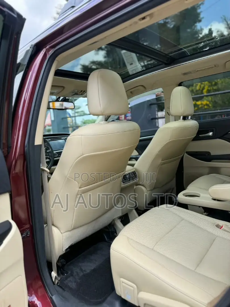 Toyota Highlander Limited Platinum 4dr SUV AWD (3.5L 6cyl 6A) 2015