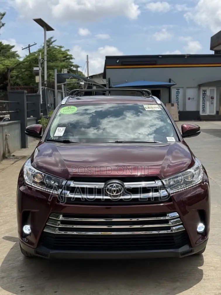 Toyota Highlander Limited Platinum 4dr SUV AWD (3.5L 6cyl 6A) 2015