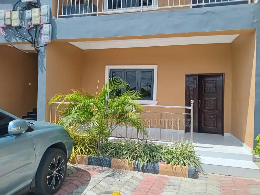 3bdrm Apartment in Lakowe for rent
