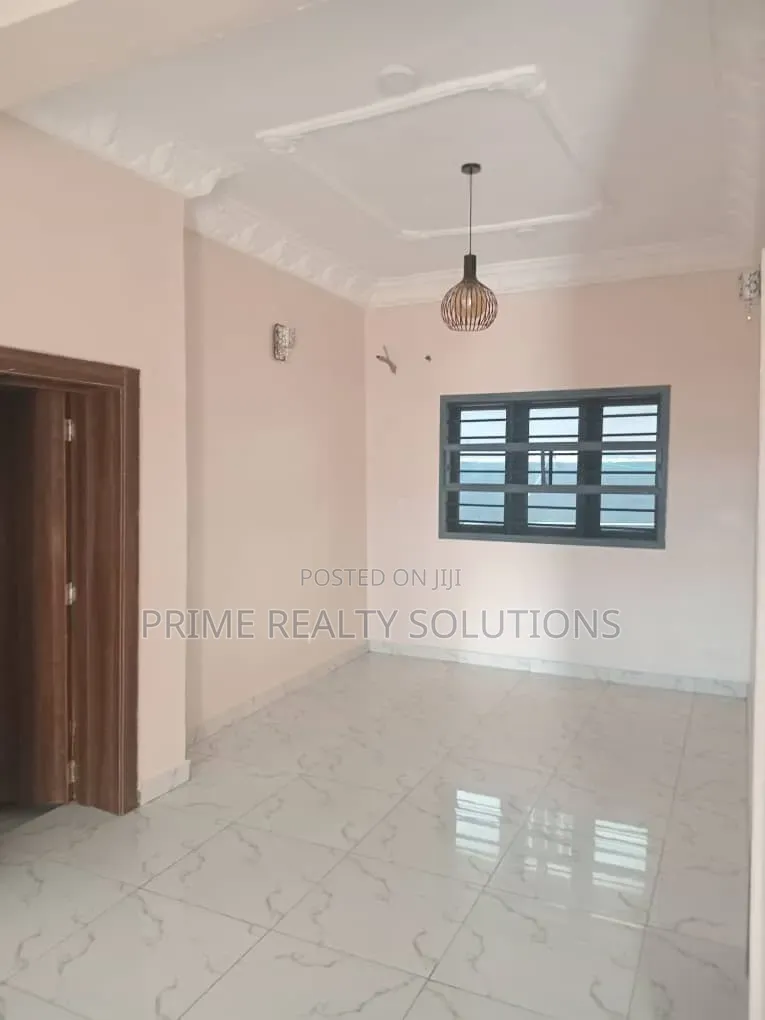 3bdrm Apartment in Lakowe for rent