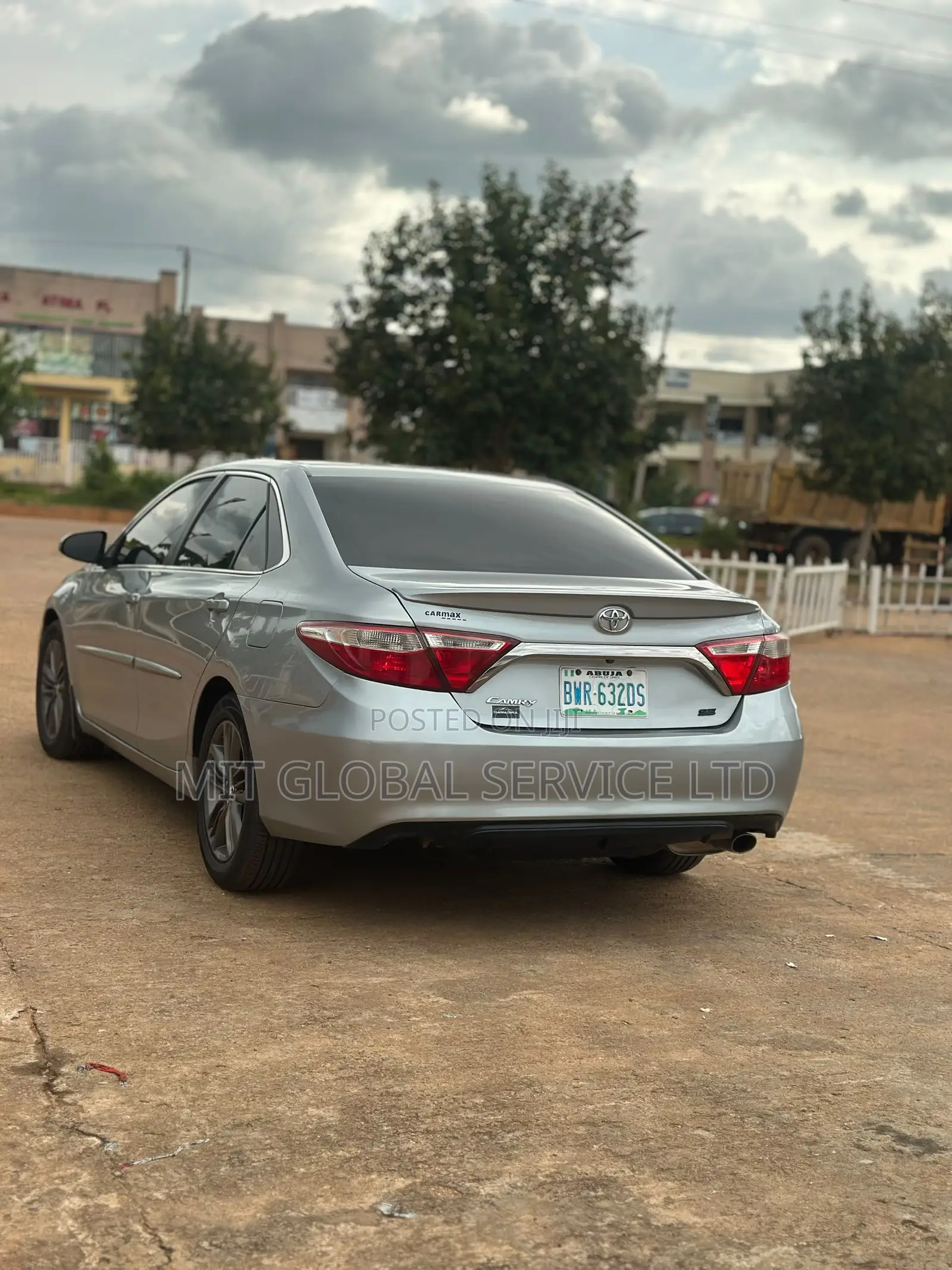 Toyota Camry SE 4dr Sedan (2.5L 4cyl 6A) 2015 Silver
