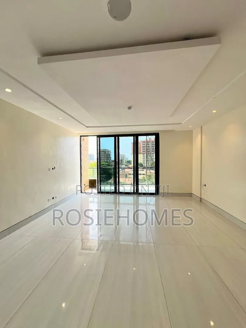 4bdrm Maisonette in Ikoyi for rent
