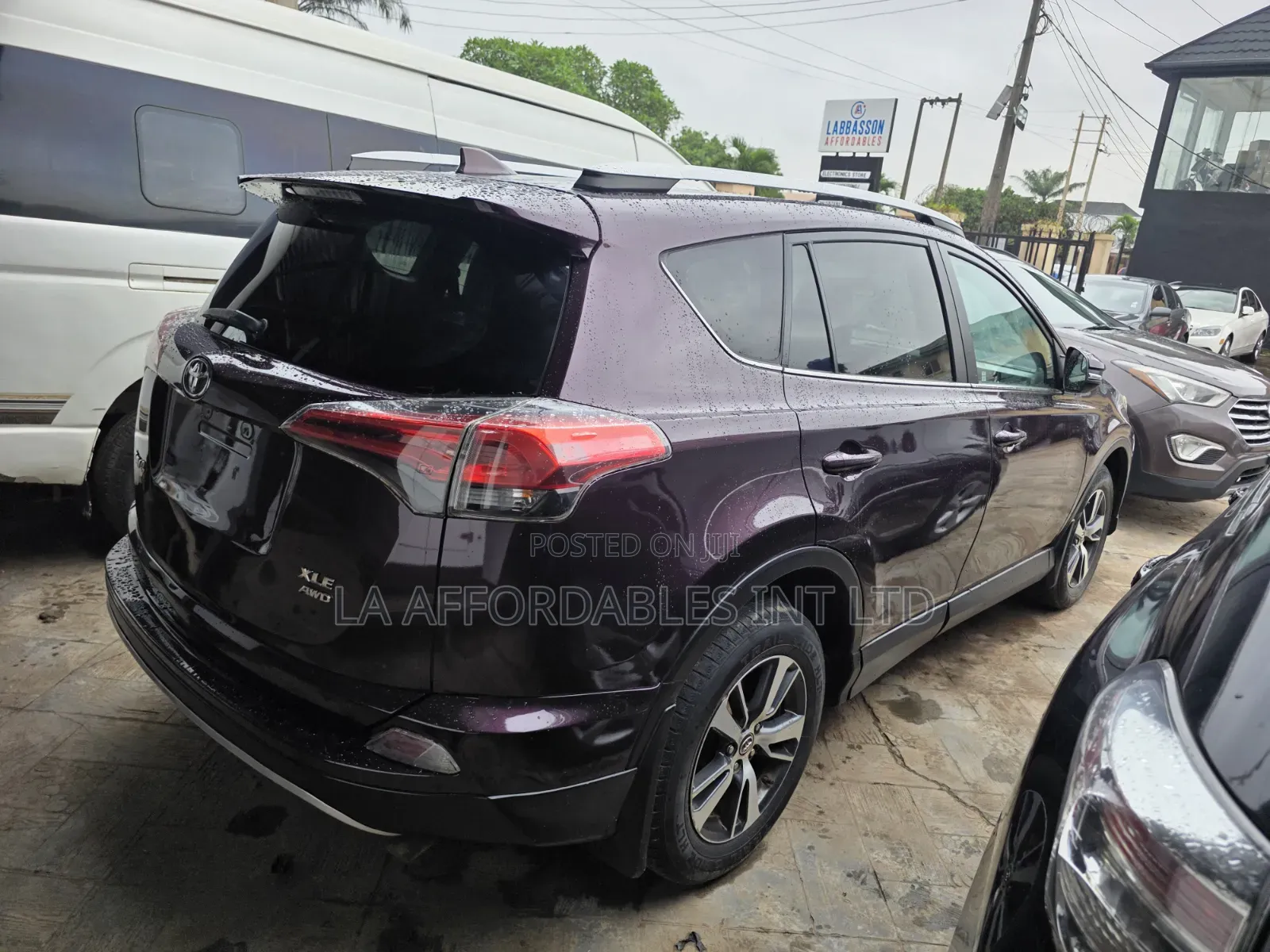 Toyota RAV4 LE AWD (2.5L 4cyl 6A) 2016 Red