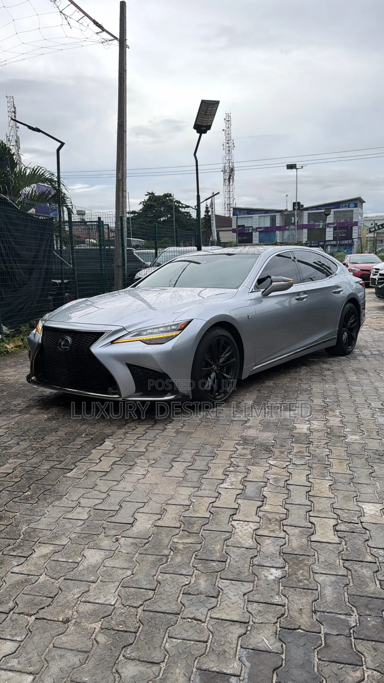 Lexus LS 500 F SPORT AWD 2024 Silver
