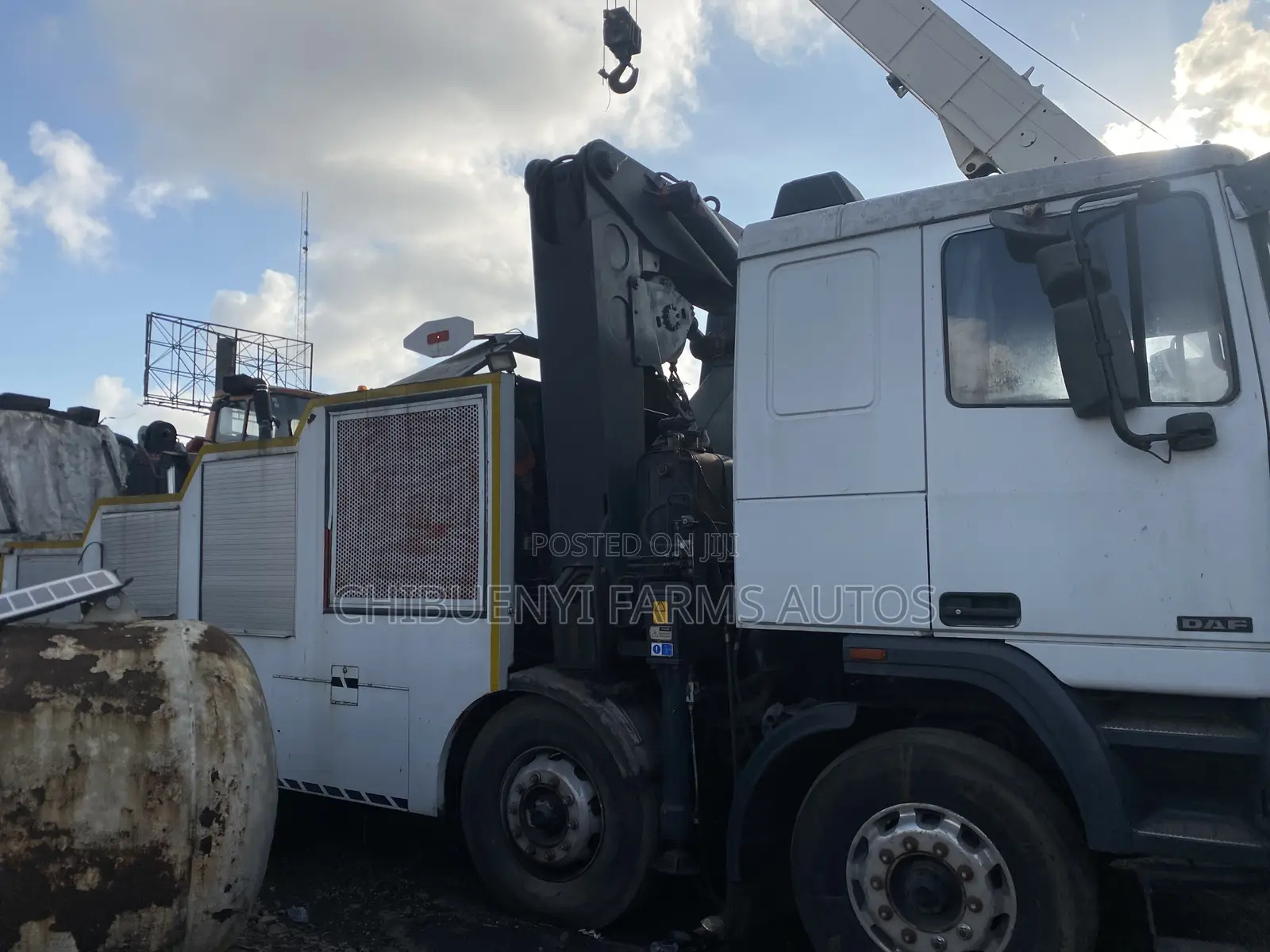 DAF-95 Towing Wrecker + 25tons Hyiab