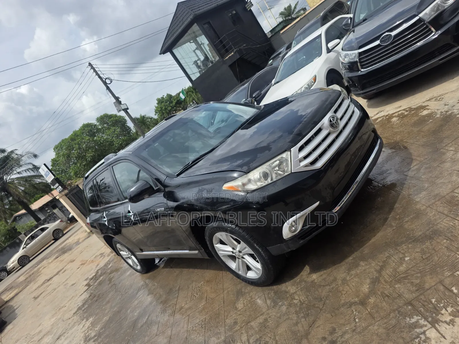 Toyota Highlander Limited 3.5l 4WD 2013 Black