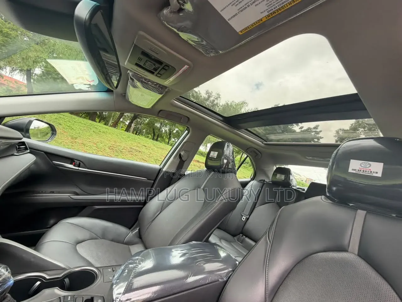 Toyota Camry 2023 Silver