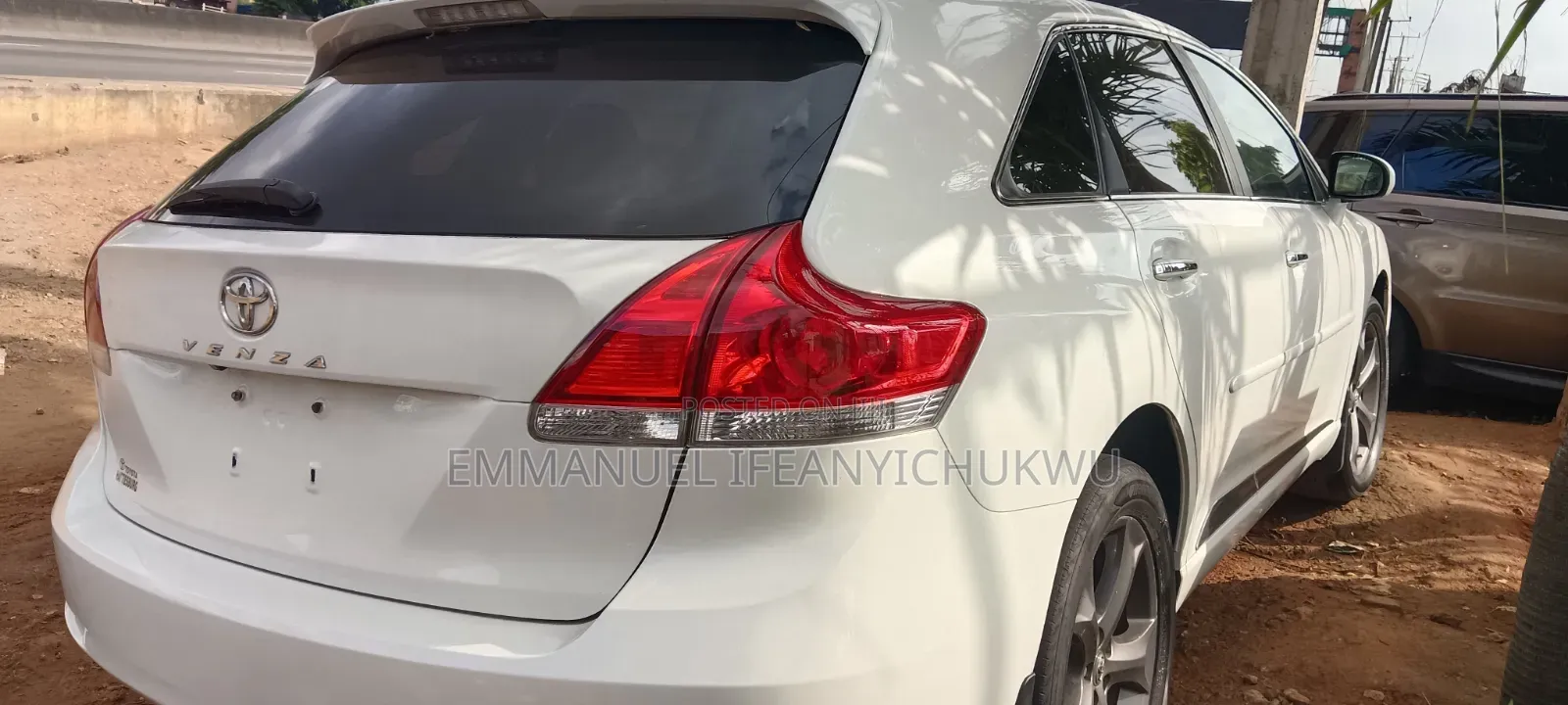 Toyota Venza Limited 2010 White