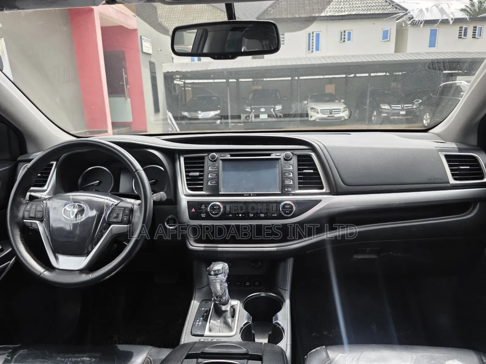 Toyota Highlander XLE 4dr SUV AWD (3.5L 6cyl 6A) 2015 Black