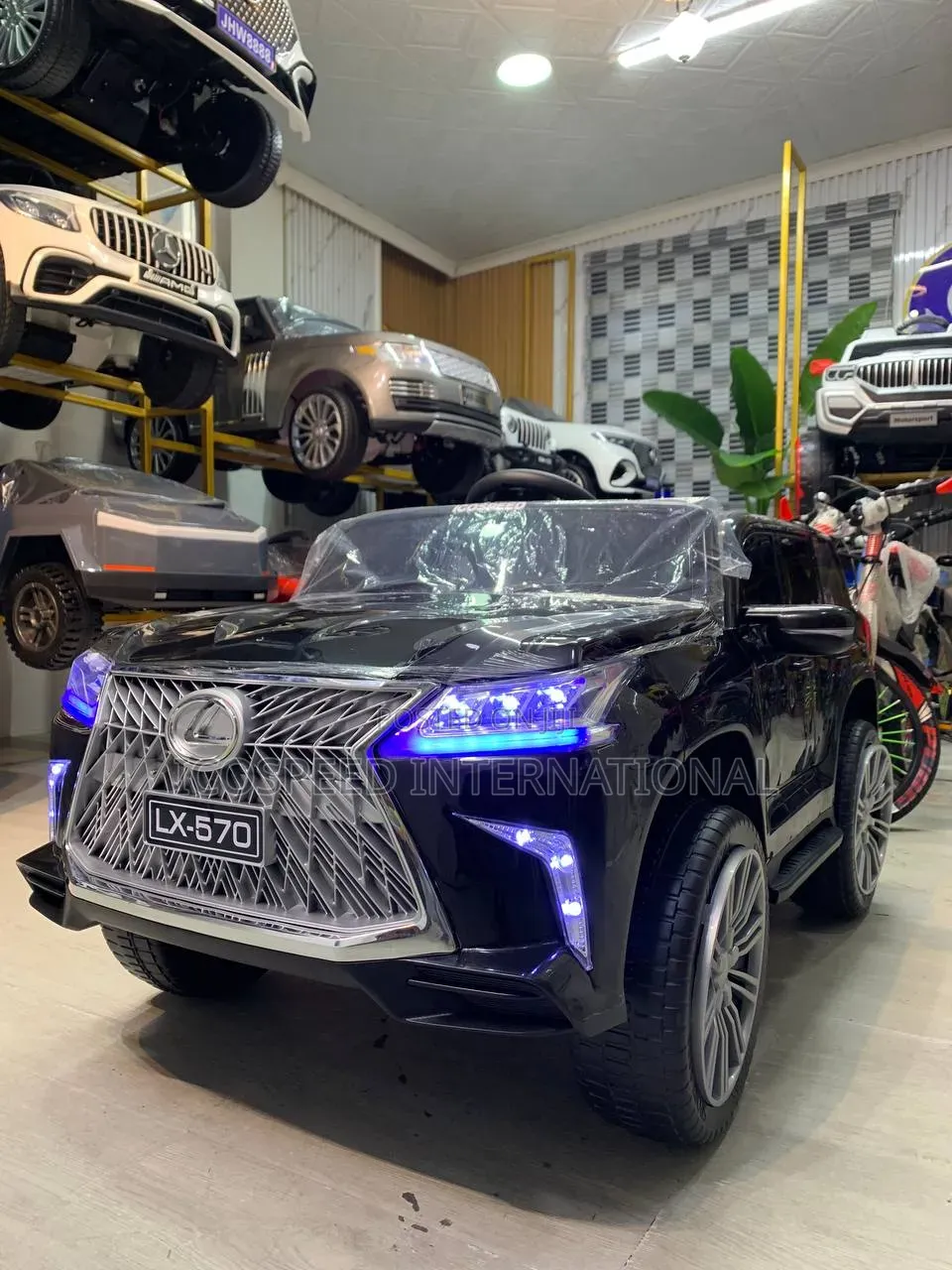Black Lexus 570 Electric Children Car With Bluetooth Remote Age 1-7