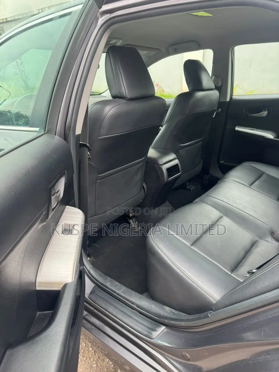 Toyota Camry SE 4dr Sedan (2.5L 4cyl 6A) 2014 Gray