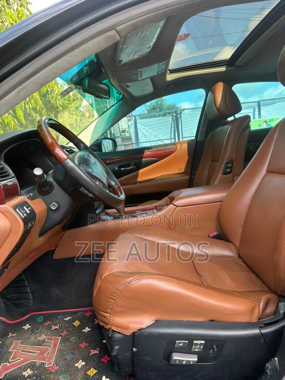 Lexus LX 470 Sport Utility 2007 Black