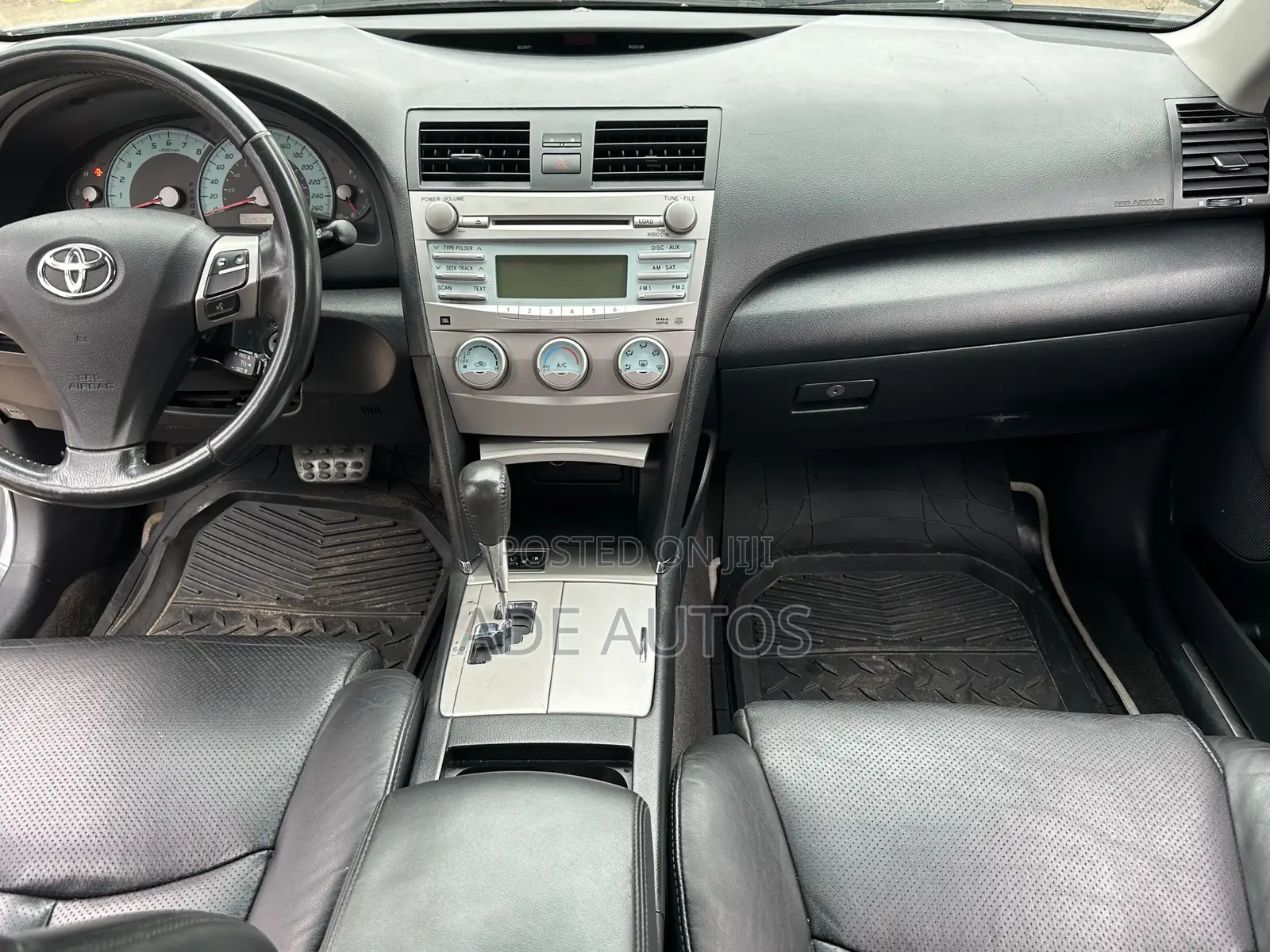 Toyota Camry SE V6 4dr Sedan (3.5L 6cyl 6AM) 2008 Gray