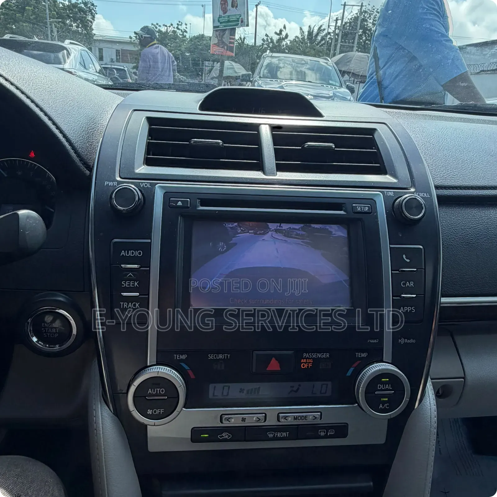 Toyota Camry XLE 4dr Sedan (2.5L 4cyl 6A) 2012 Blue