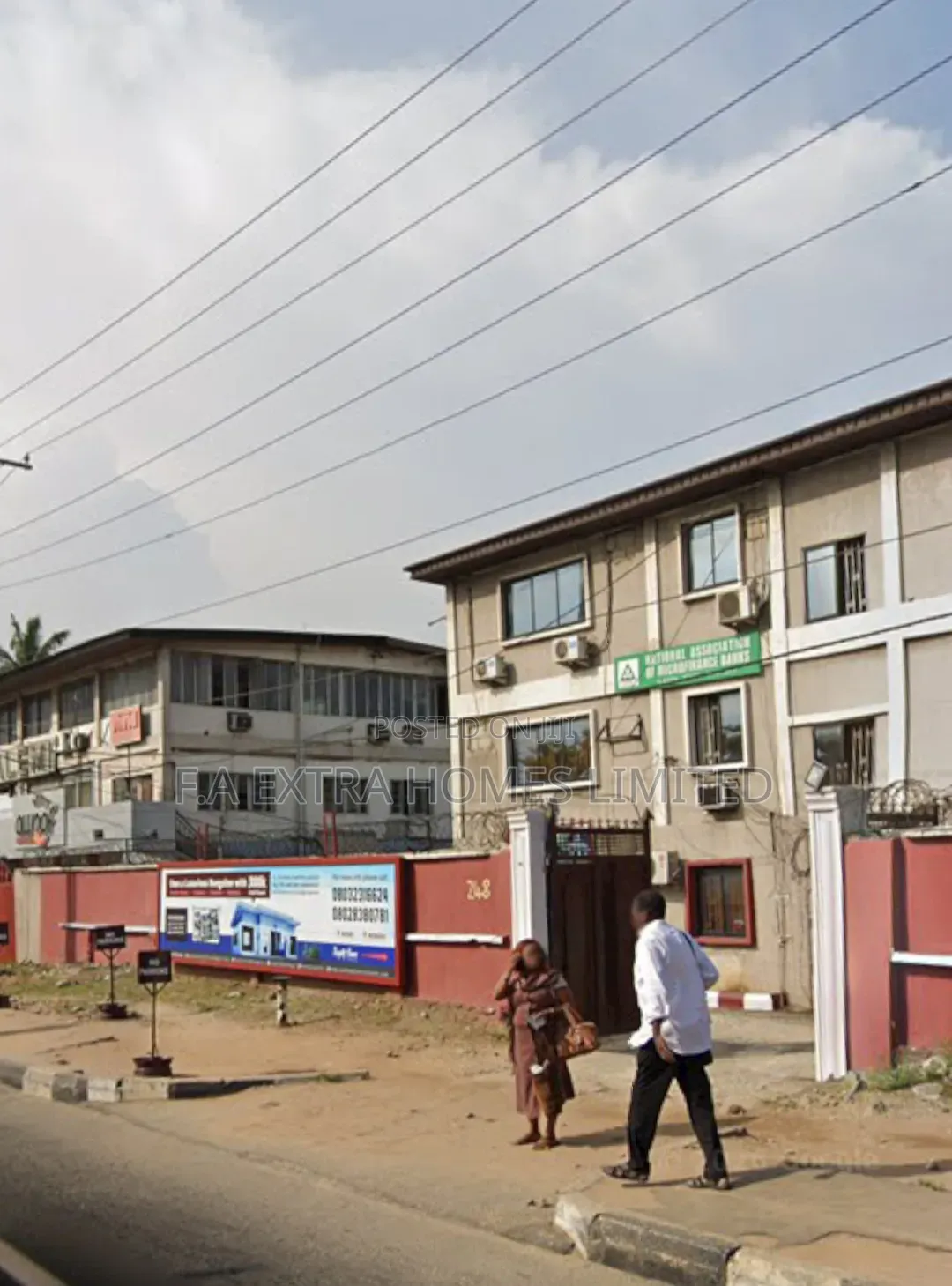Well Maintain 2 Storey Commercial Building, Directly on Ikorodu Road