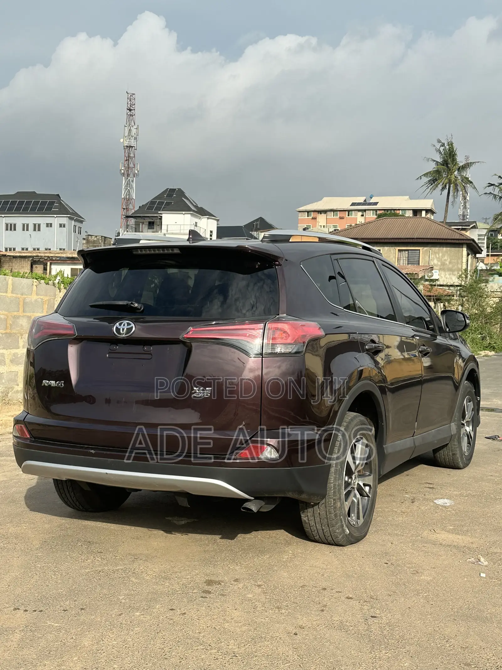 Toyota RAV4 XLE AWD (2.5L 4cyl 6A) 2016 Burgundy