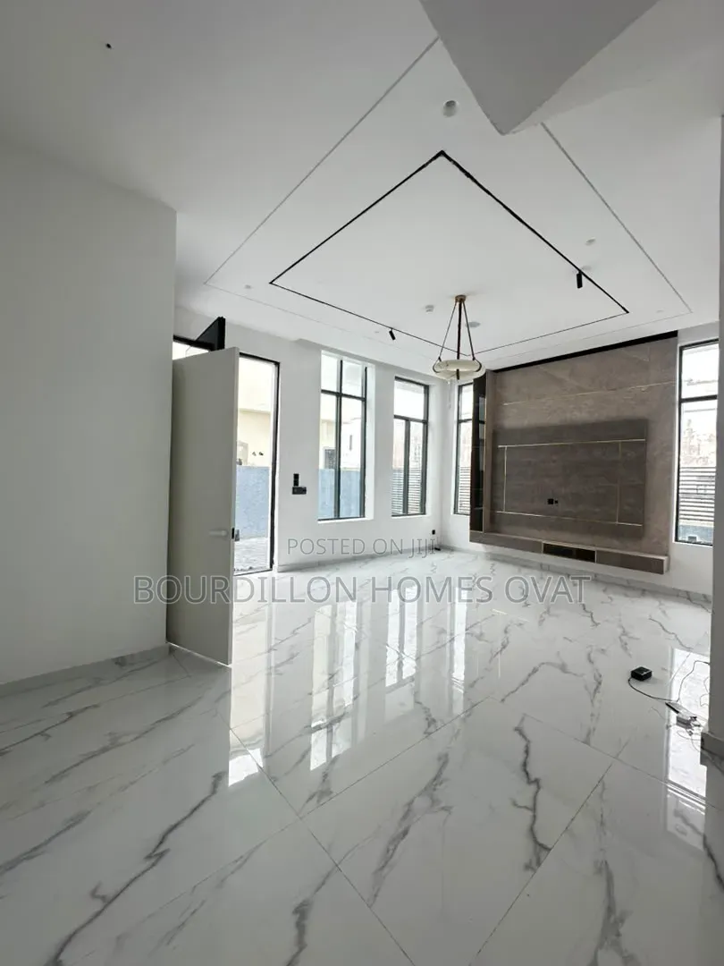 5bdrm Duplex in Orchid Lekki Lagos for sale