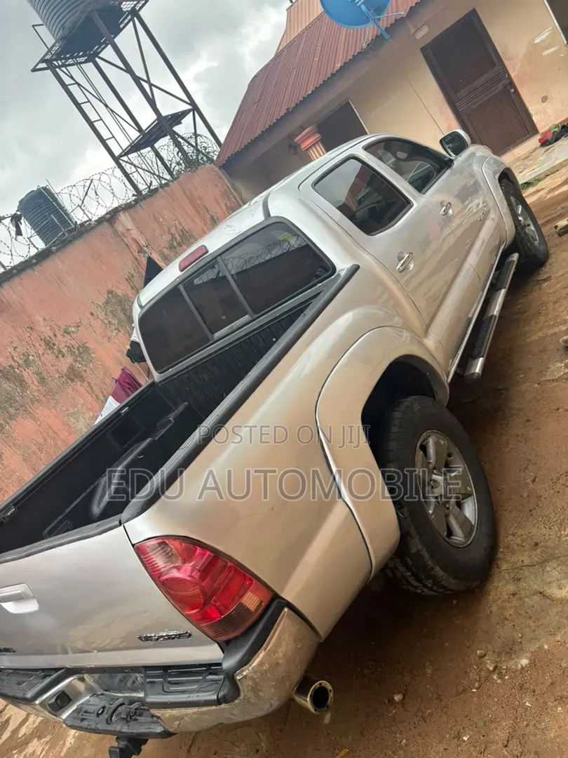 Toyota Tacoma 2008 Silver
