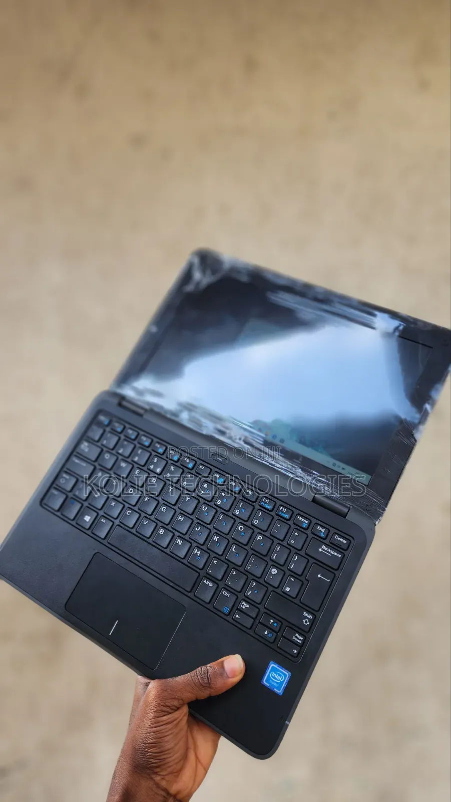 Laptop Dell Latitude 3190 4GB Intel Celeron SSD 60GB