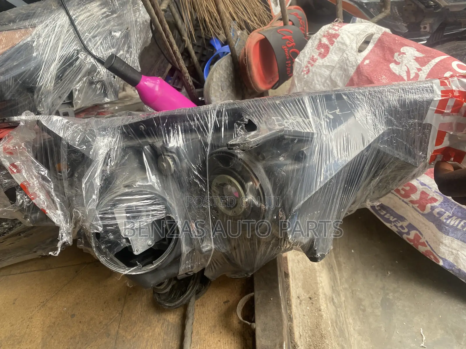 Lexus IS 250 Headlight Replacement