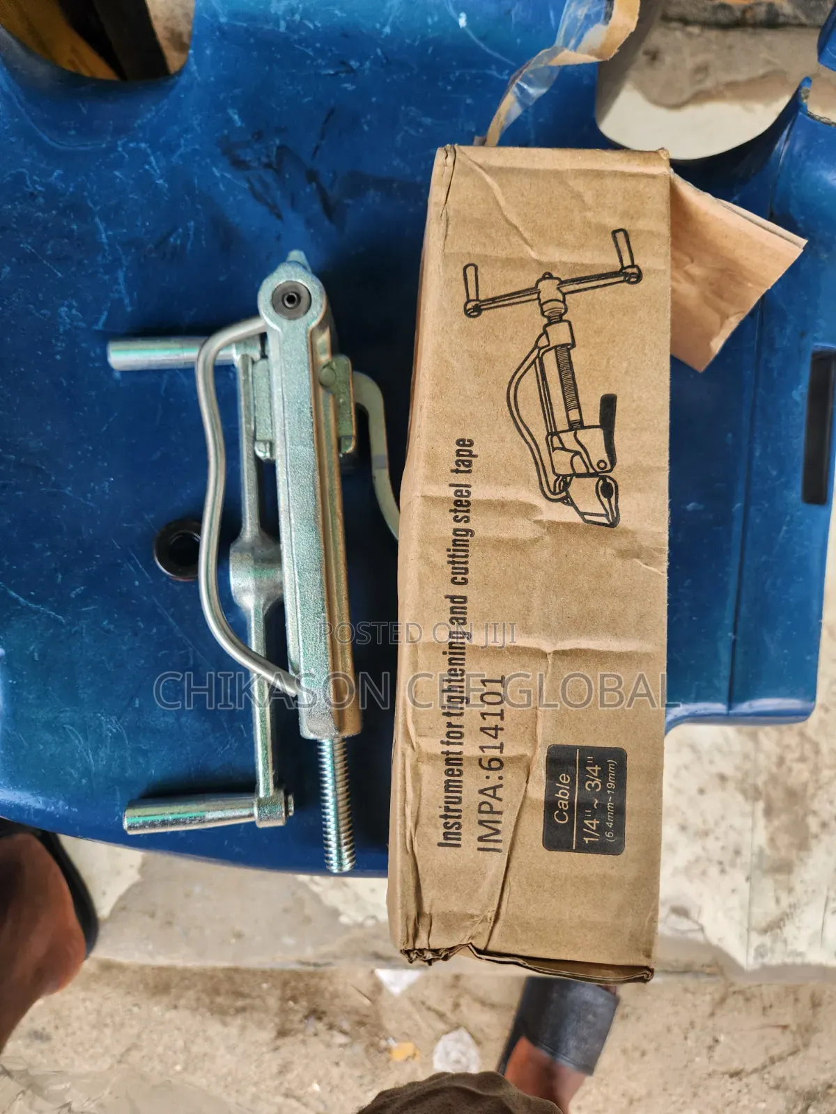 1/2" - 3/4" Steel Bending and Cutter Tool