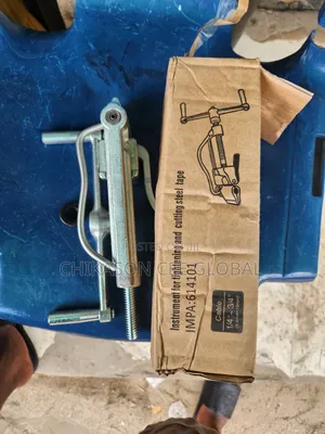 1/2" - 3/4" Steel Bending and Cutter Tool