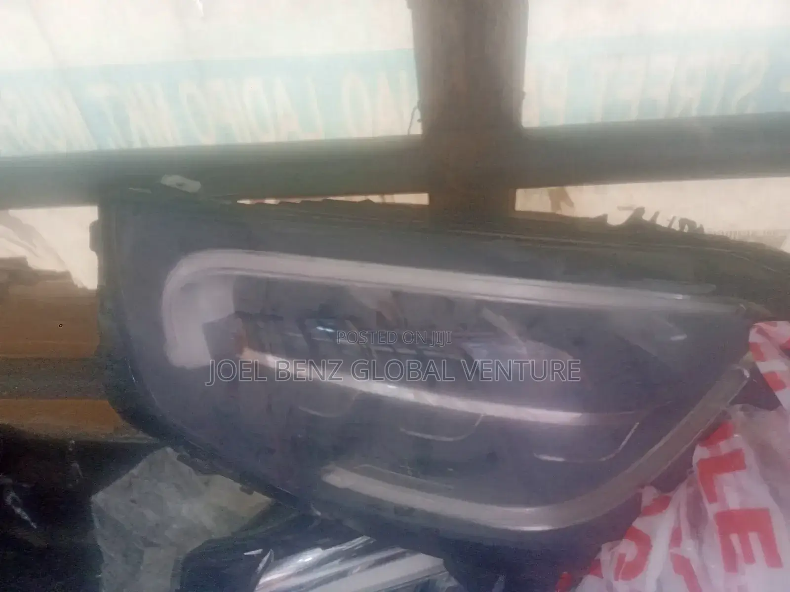Glc300 2020 Set of Headlight