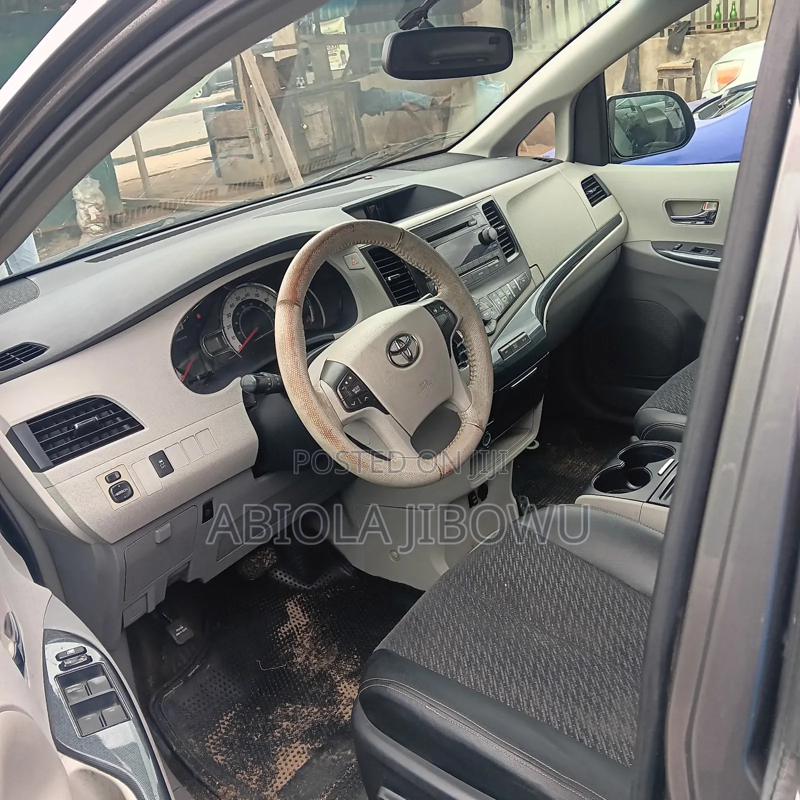 Toyota Sienna SE FWD 8-Passenger 2013 Green