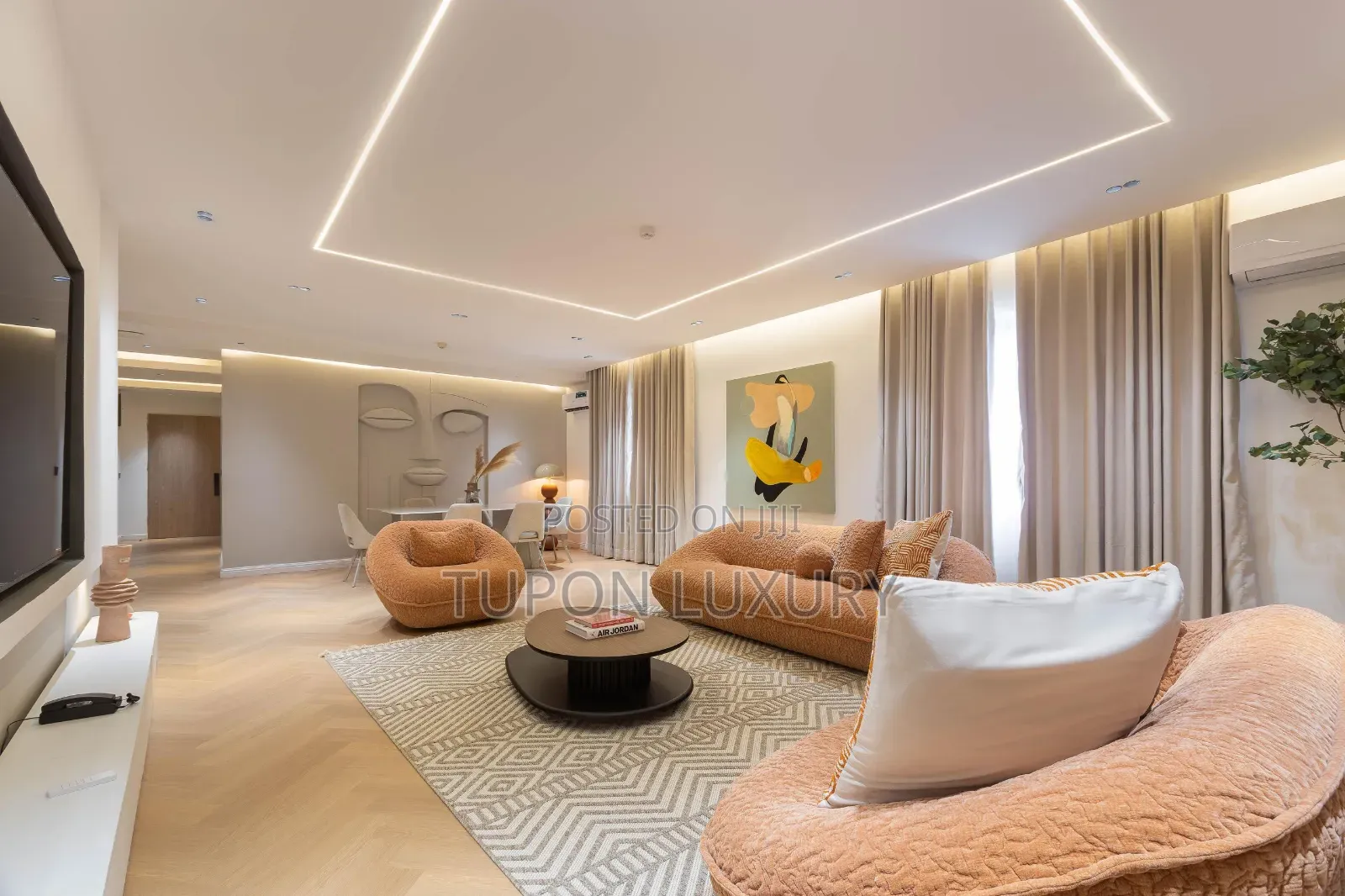 Luxury Premium 3 Bedroom Apartment With Pool and Bath Tub