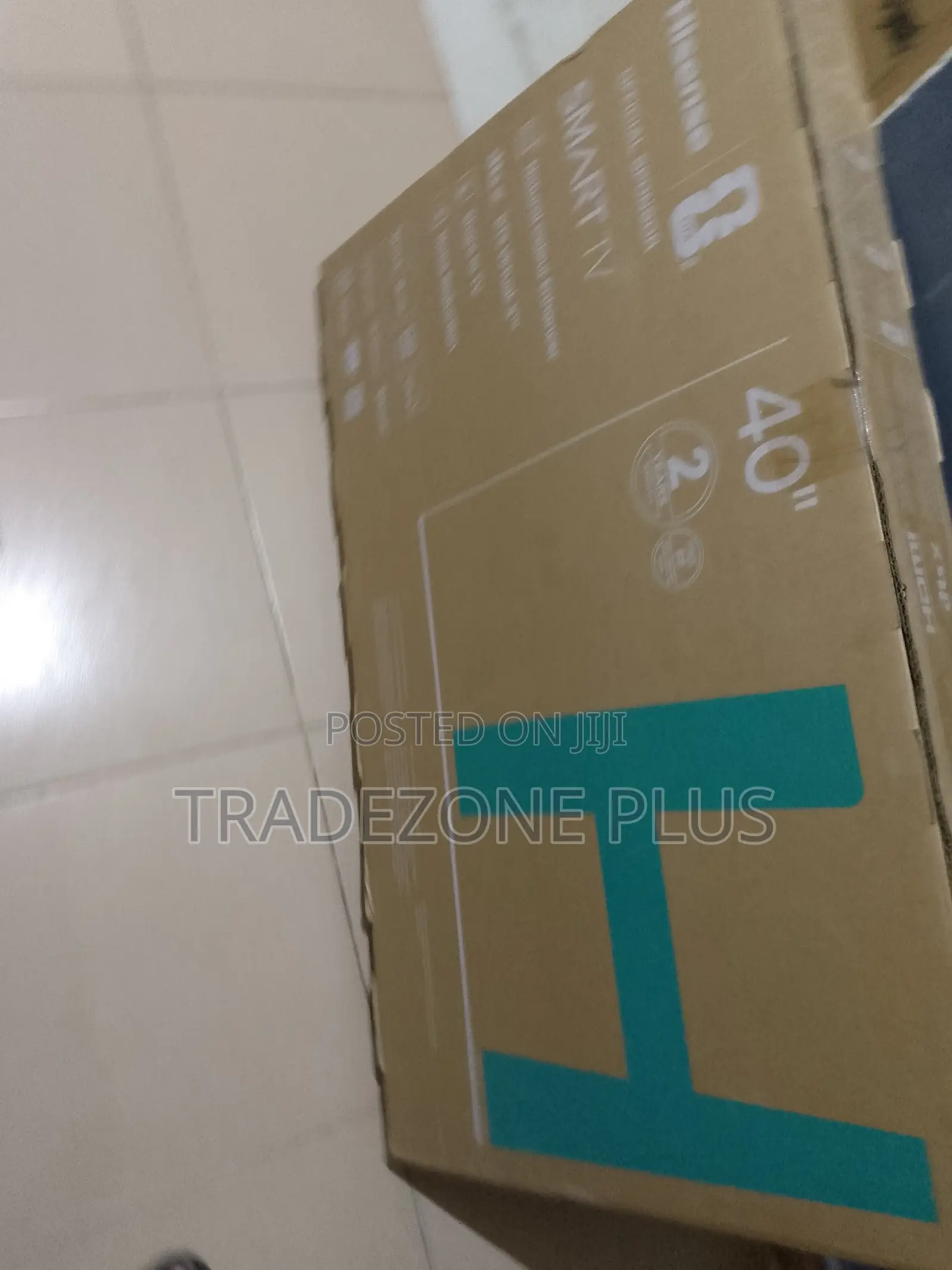 40′′ Hisense 40A4S Smart TV – Sleek Modern Television