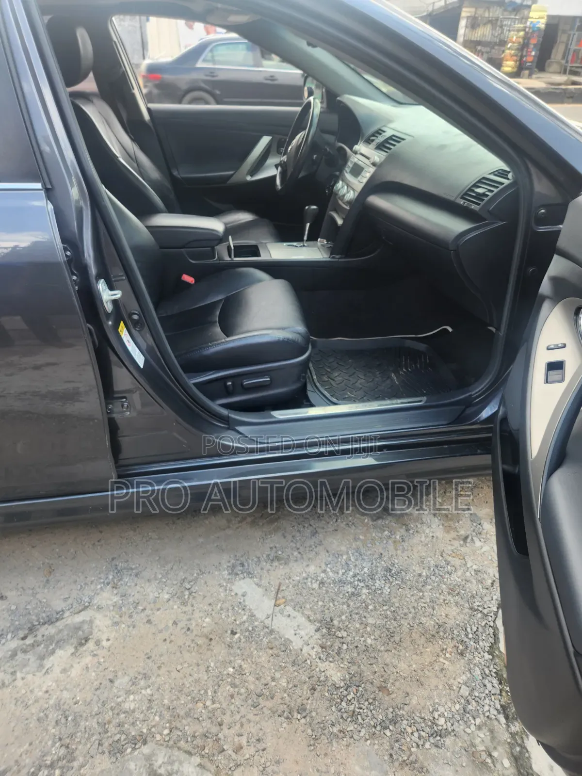 Toyota Camry SE V6 4dr Sedan (3.5L 6cyl 6AM) 2009 Gray