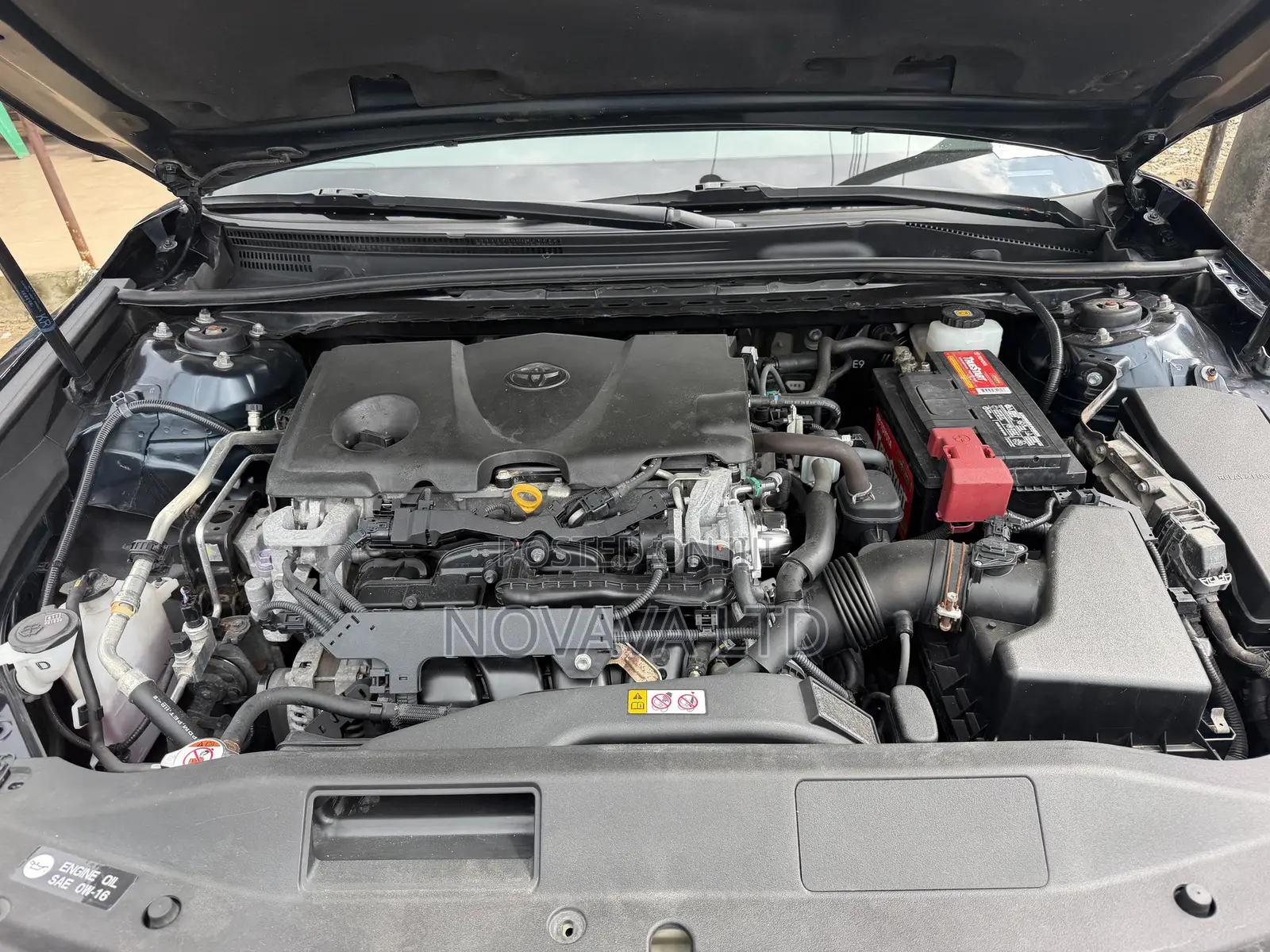 Toyota Camry SE FWD (2.5L 4cyl 8AM) 2018 Blue