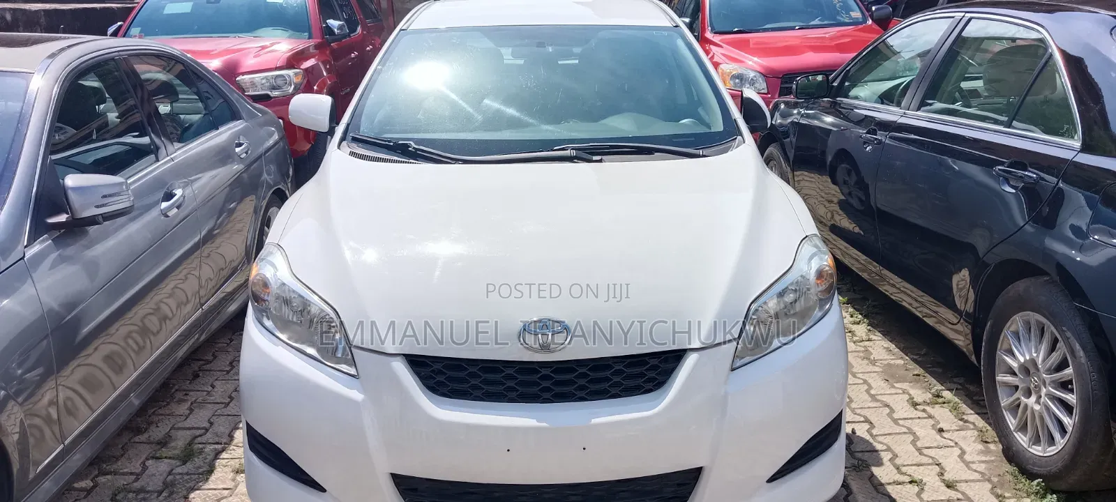 Toyota Matrix Hatchback FWD (1.8L 4cyl 5M) 2010 White
