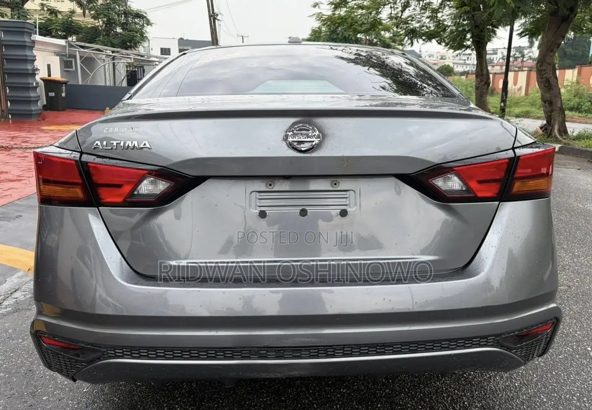 Nissan Altima 2019 Gray