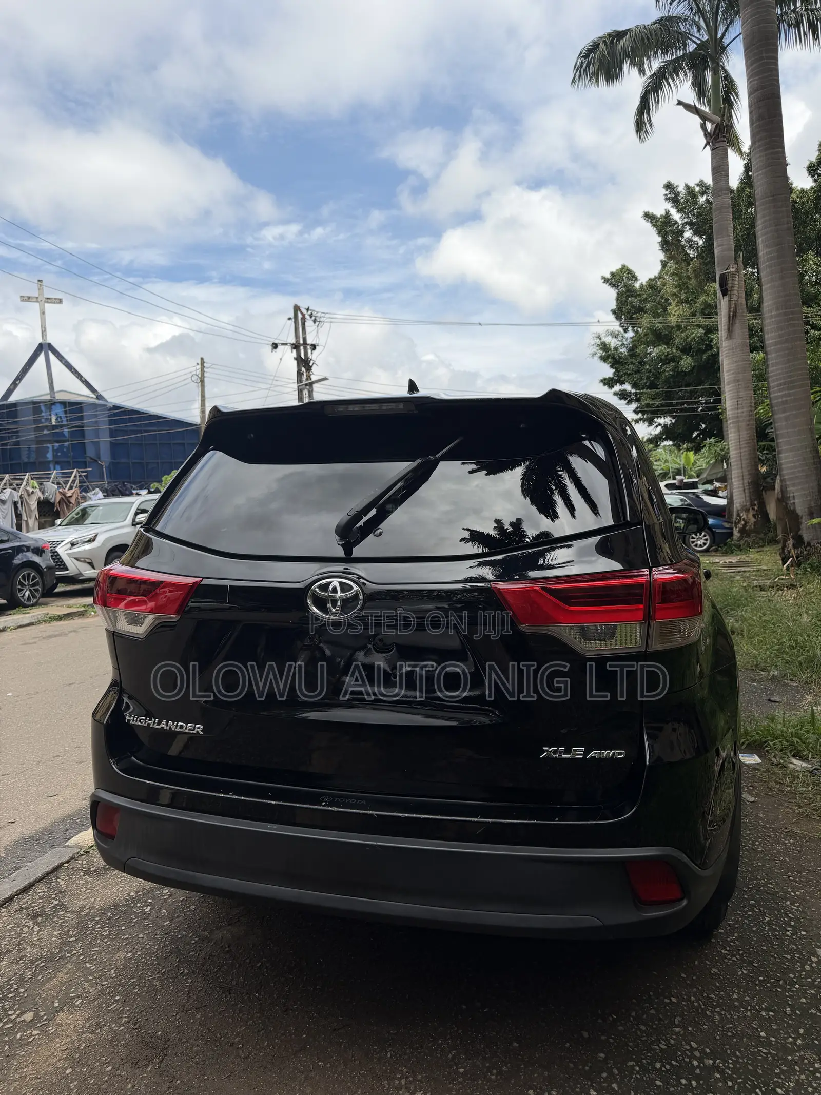 Toyota Highlander XLE 4x2 V6 (3.5L 6cyl 8A) 2018 Black