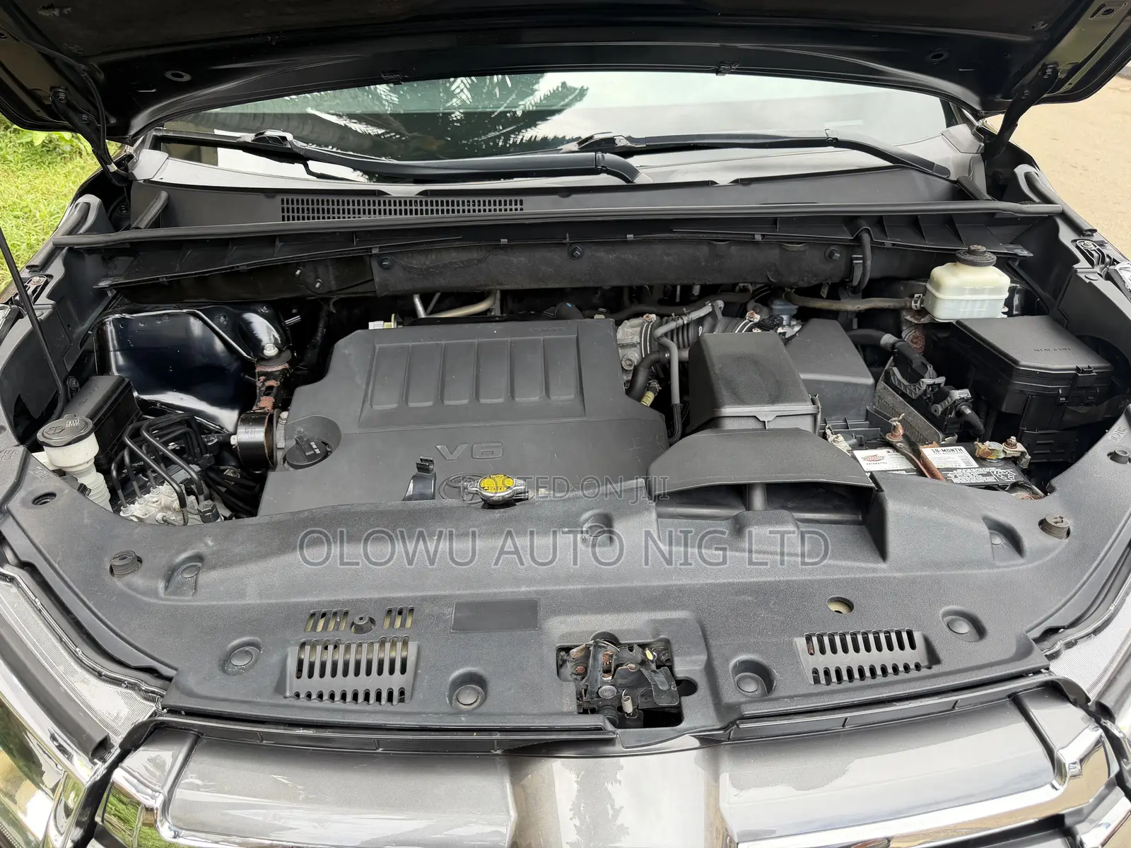 Toyota Highlander XLE 4x2 V6 (3.5L 6cyl 8A) 2018 Black