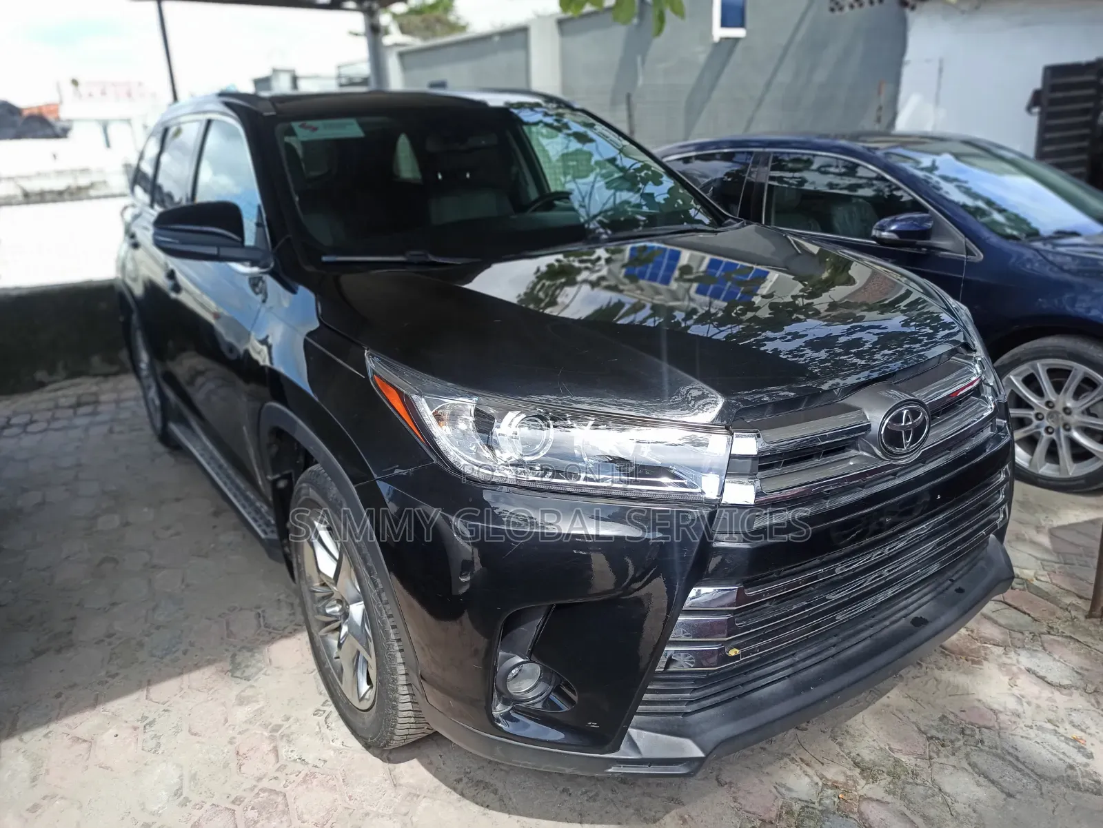Toyota Highlander Limited Platinum 4dr SUV (3.5L 6cyl 6A) 2014 Black