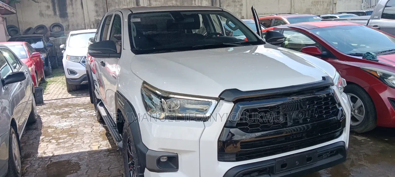 Toyota Hilux 2024 White