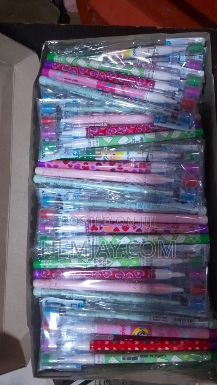 (12pcs) Kids Fancy Non-Sharpening Multi-Point Push Pencils