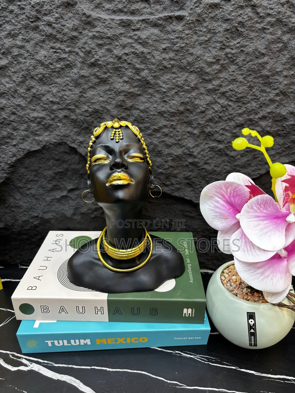 Luxury African Queen Bust Statue