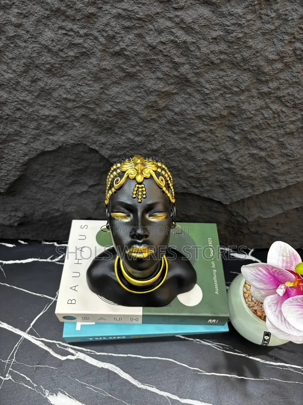 Luxury African Queen Bust Statue