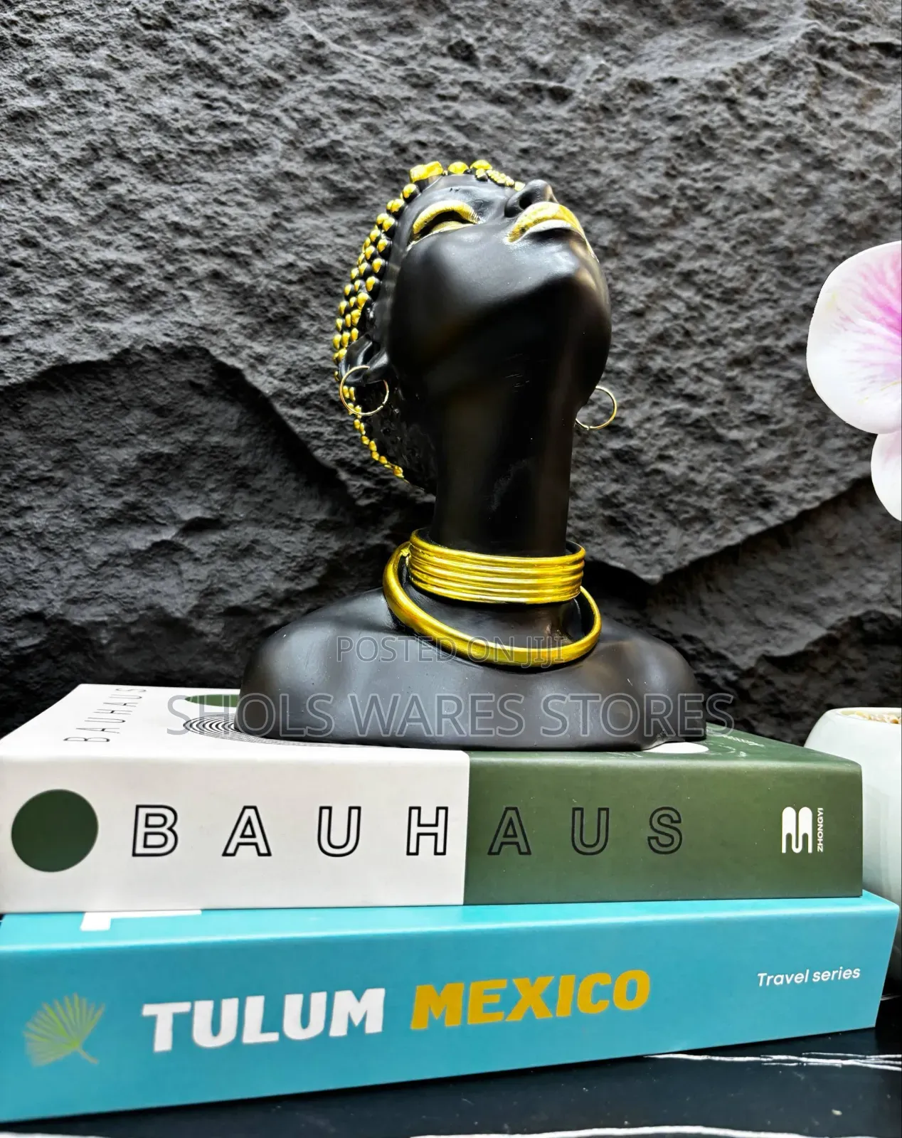 Luxury African Queen Bust Statue