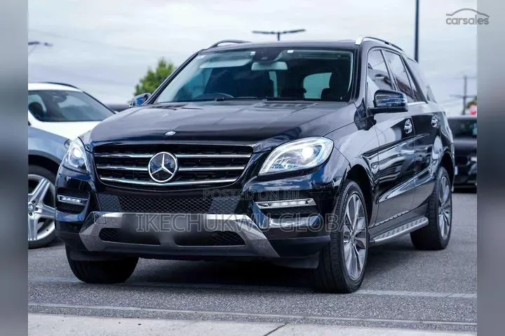 Front Grill Mercedes Benz ML350 2015