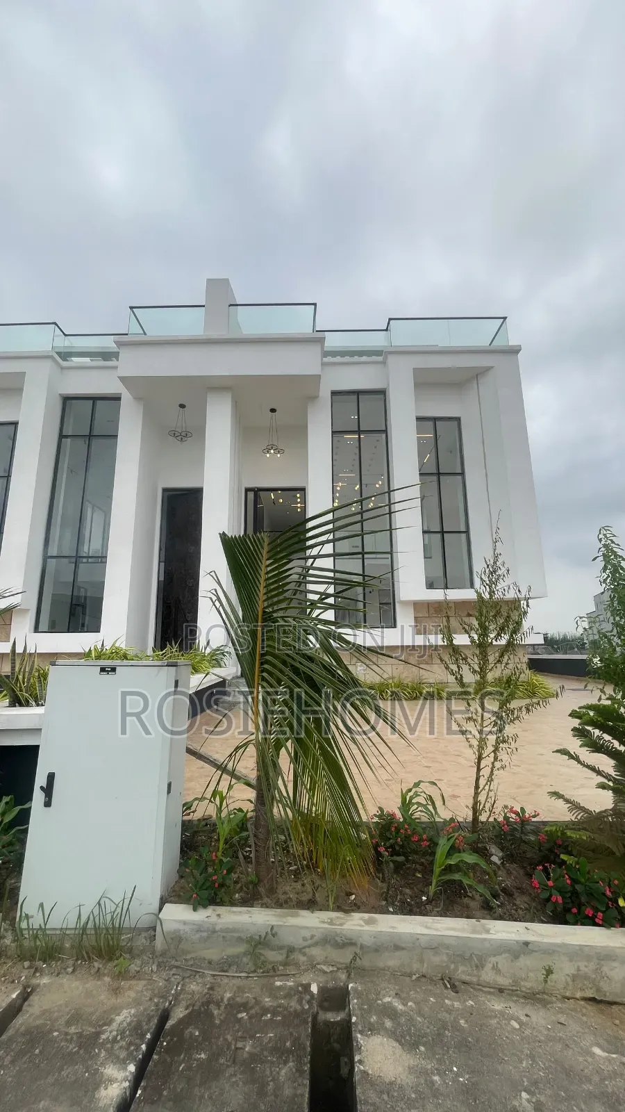 5bdrm Duplex in Cowrie Creek Estate, Ikate for rent