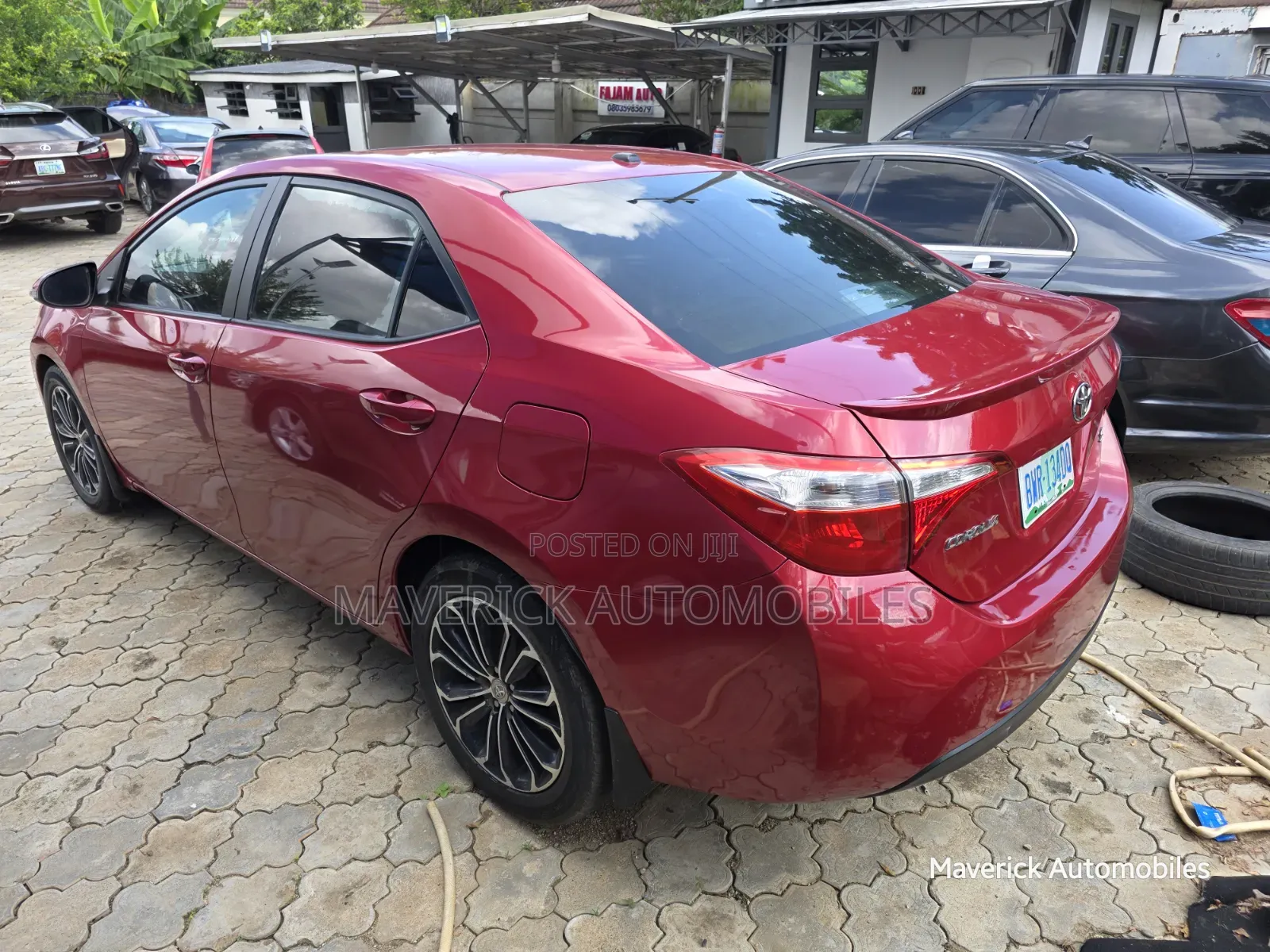 Toyota Corolla S Premium 4dr Sedan (1.8L 4cyl CVT) 2015 Red