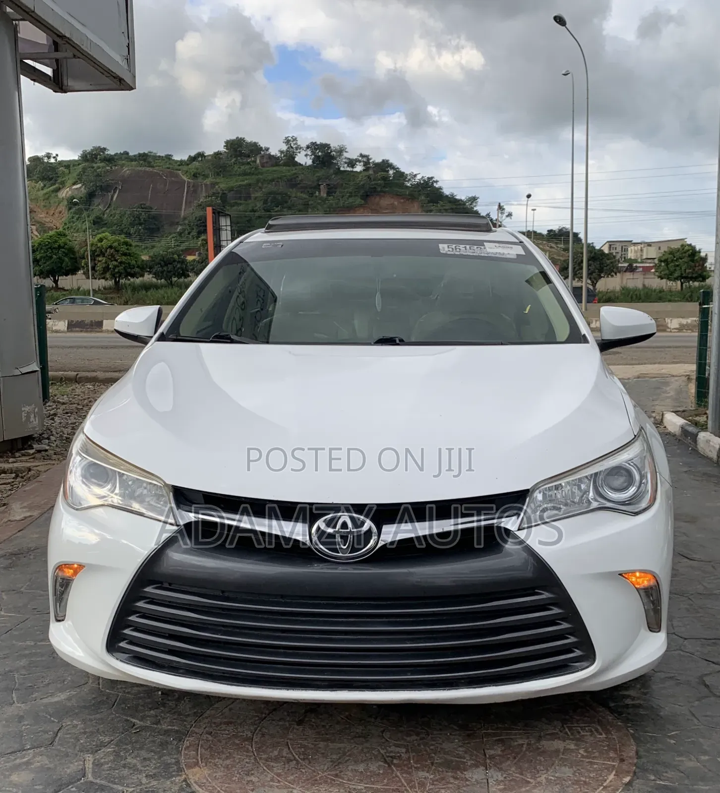 Toyota Camry 2017 White