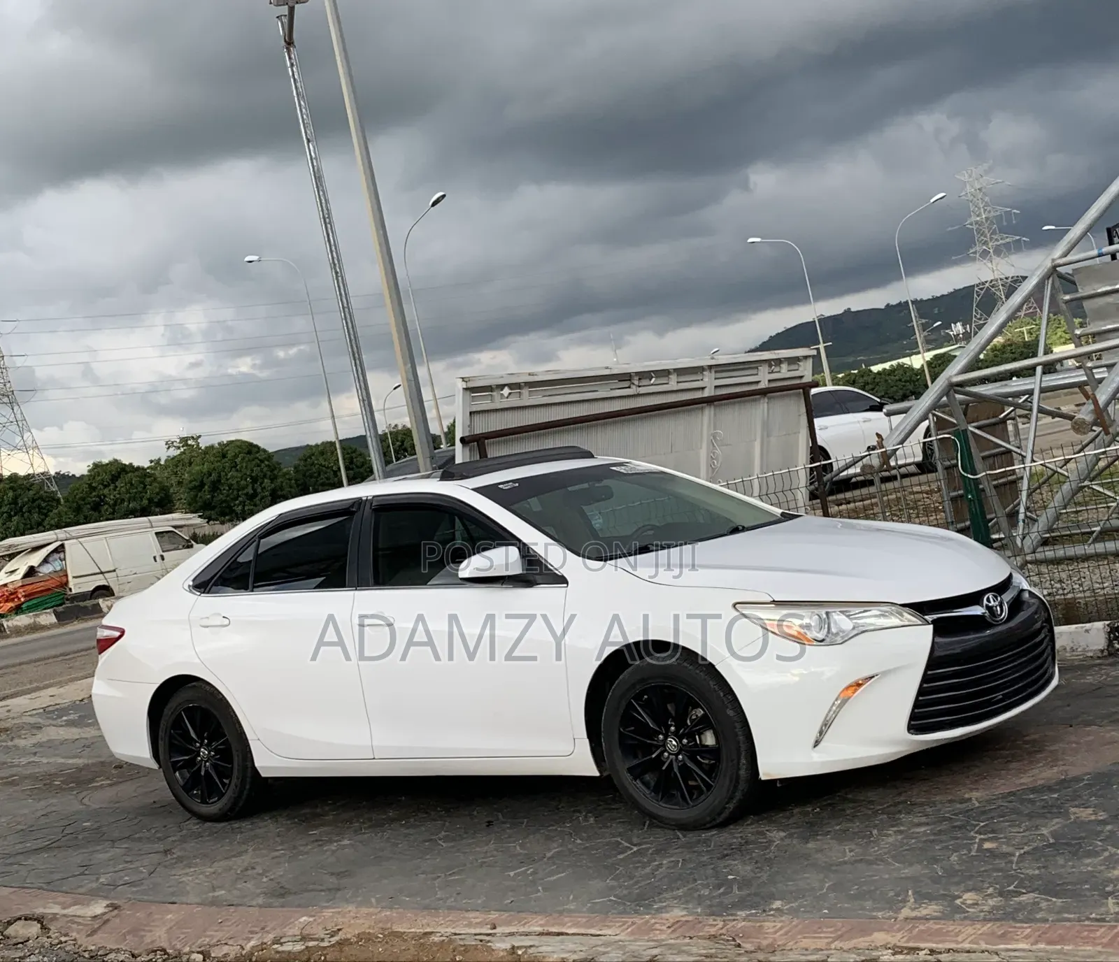 Toyota Camry 2017 White