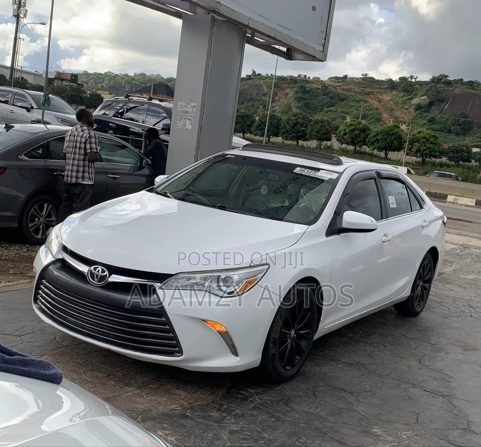 Toyota Camry 2017 White